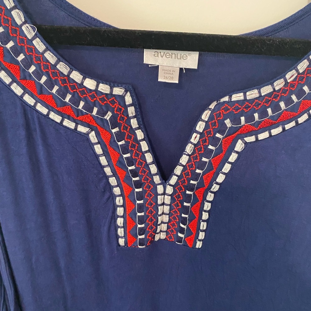 Blue Tank - Picture 2 of 2